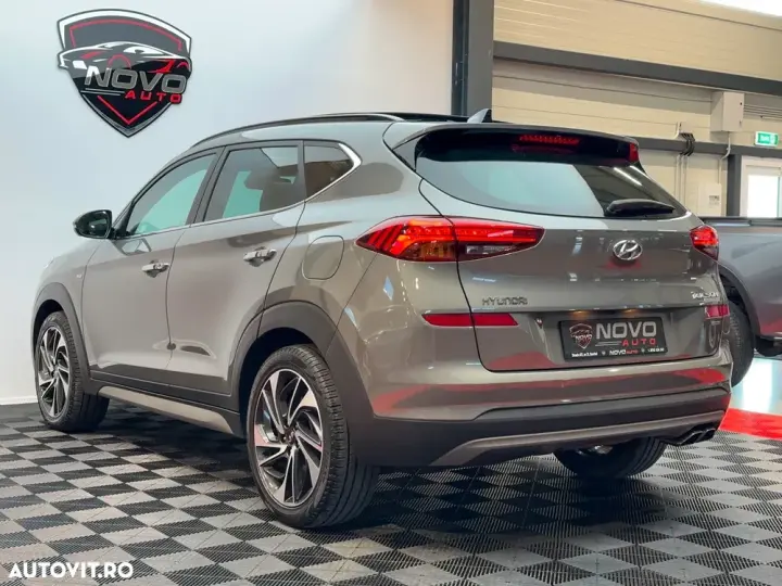 Hyundai Tucson III 2.0 CRDI 4WD Automatik Premium