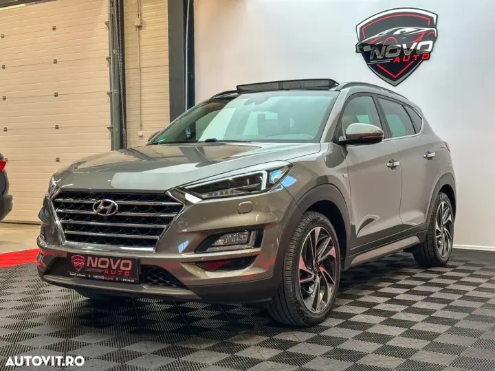 Hyundai Tucson III 2.0 CRDI 4WD Automatik Premium