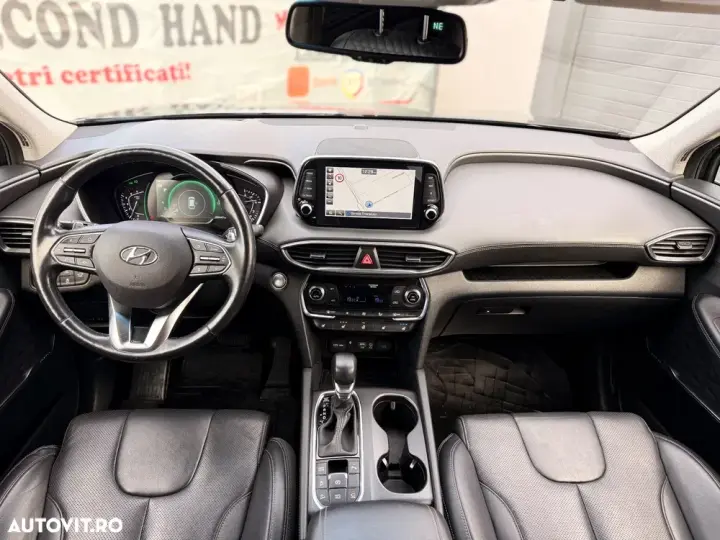 Hyundai Santa Fe IV 2.2 CRDi 4WD 8AT Luxury