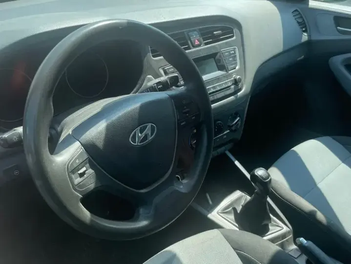 Hyundai i20 II