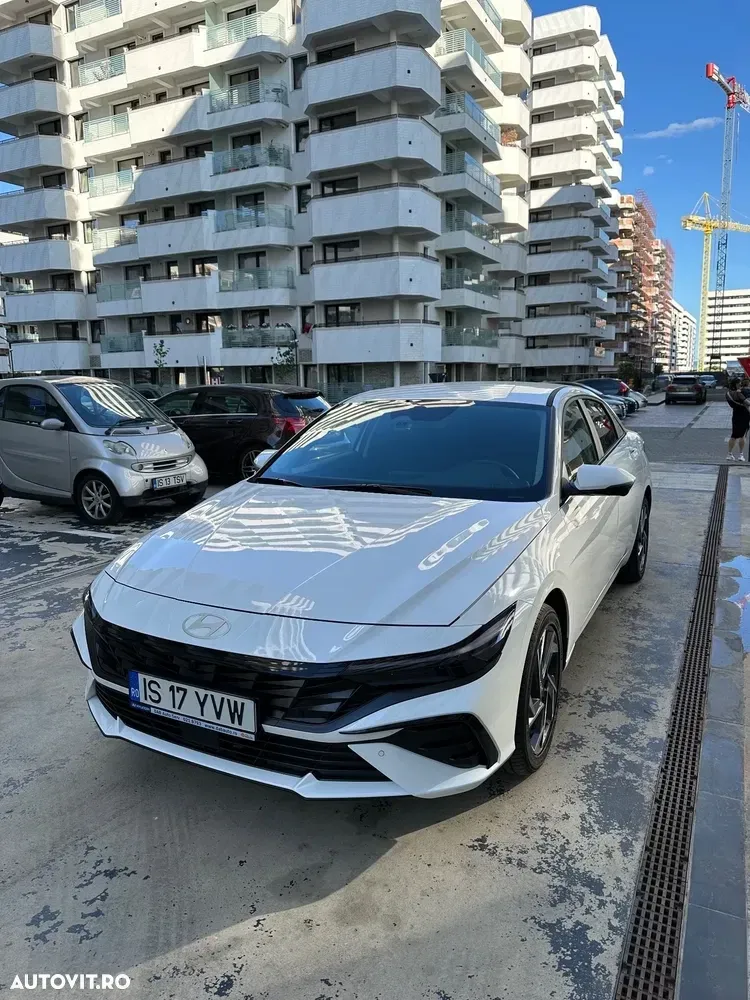 Hyundai Elantra VII 1.6 l 123 CP CVT Exclusive — imagine 2