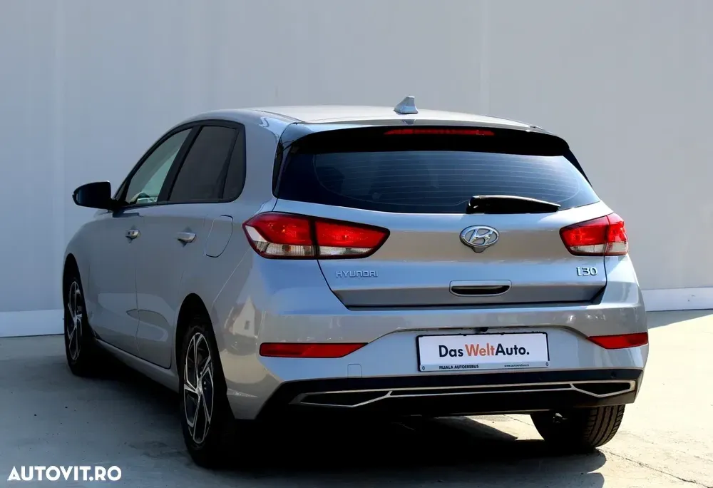 Hyundai i30 III 1.6 CRDI DCT Select — imagine 2