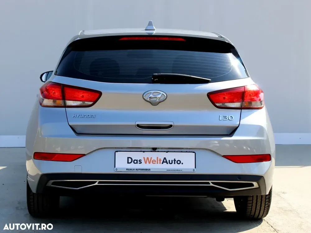 Hyundai i30 III 1.6 CRDI DCT Select — imagine 5