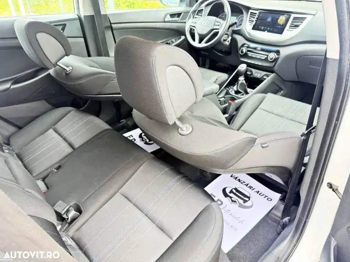 Hyundai Tucson blue 1.7 CRDi 2WD Style