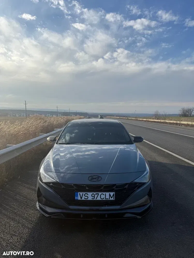 Hyundai Elantra VII 1.6 l 123 CP CVT Exclusive Navi — imagine 4