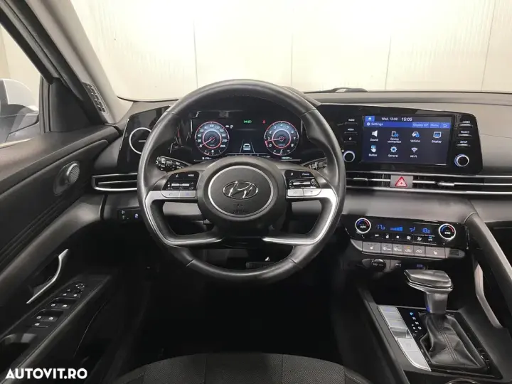 Hyundai Elantra VII 1.6 l 123 CP CVT Exclusive