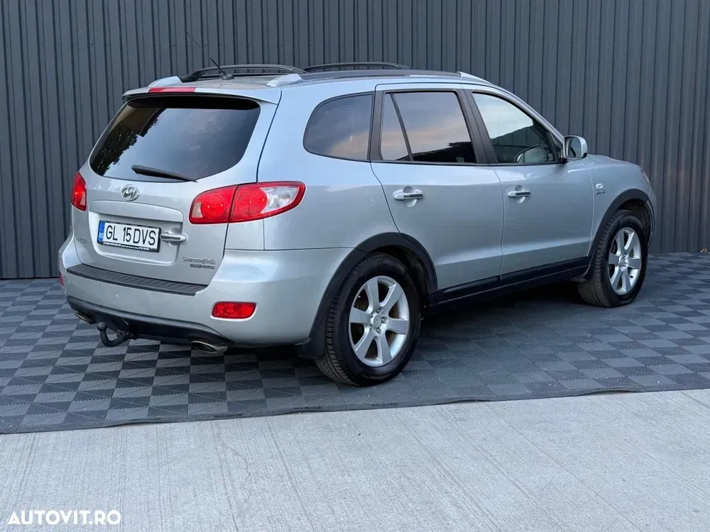Hyundai Santa Fe — imagine 4