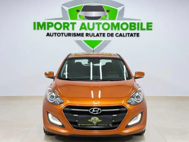 Hyundai i30 II 1.6 CRDI DCT Passion