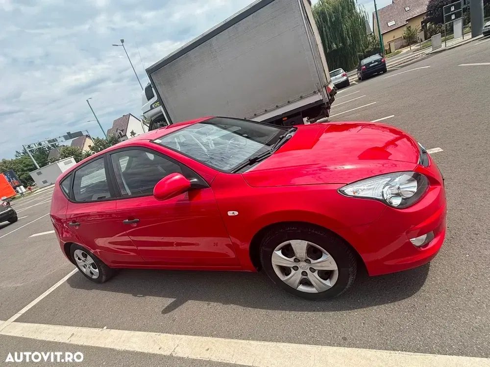 Hyundai i30 I 1.4 blue Comfort — imagine 4