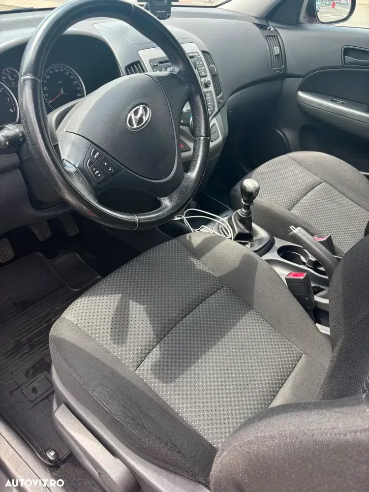 Hyundai i30 I 1.4 blue Comfort — imagine 6