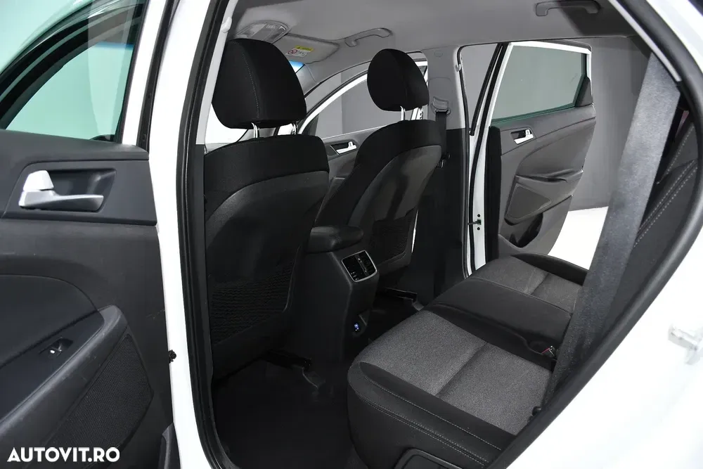 Hyundai Tucson blue 1.6 CRDi 2WD DCT Premium — imagine 6