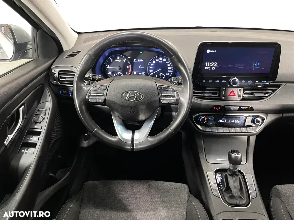 Hyundai i30 III 1.6 CRDI DCT Select — imagine 6