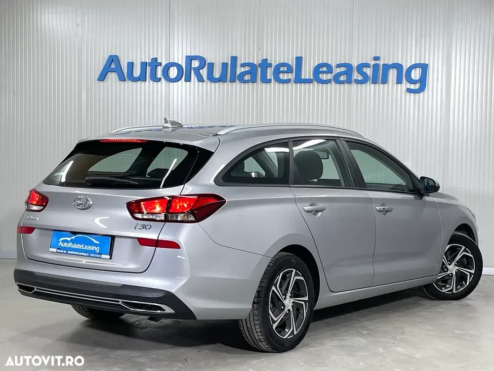 Hyundai i30 III 1.6 CRDI DCT Select — imagine 3