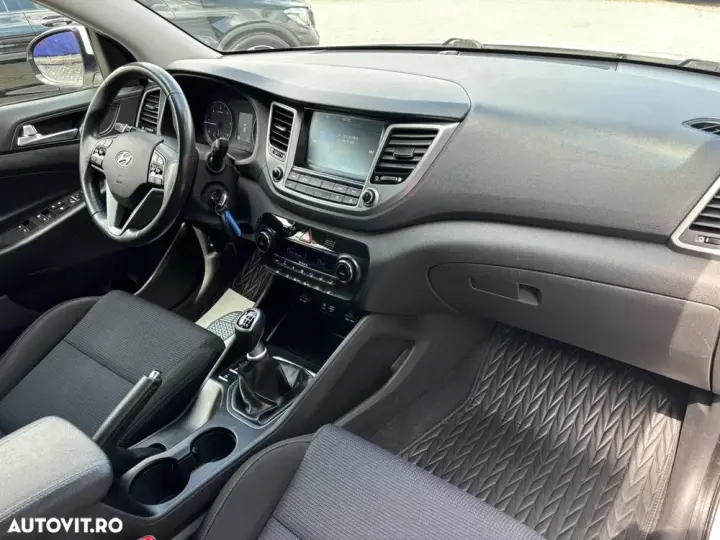 Hyundai Tucson III blue 1.7 CRDi 2WD Advantage