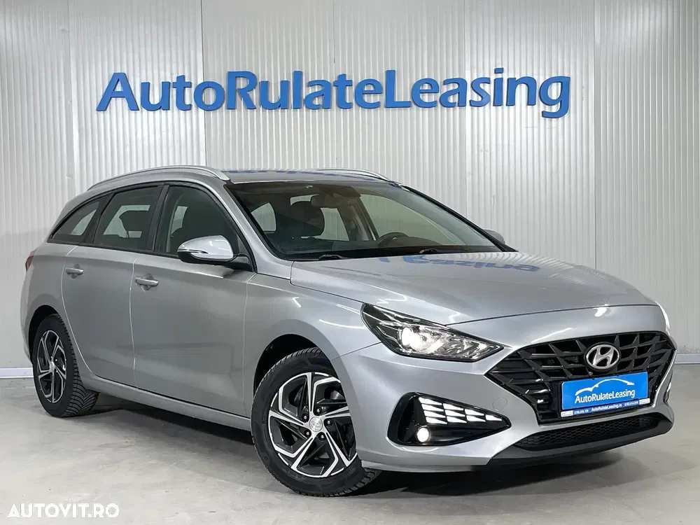 Hyundai i30 III 1.6 CRDI DCT Select — imagine 2