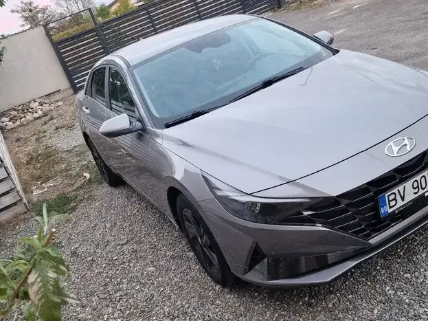 Hyundai Elantra VII 1.6 l 123 CP CVT Highway