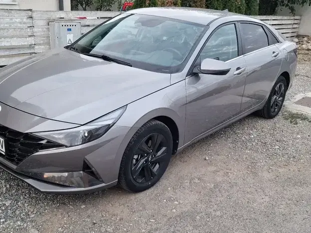 Hyundai Elantra VII 1.6 l 123 CP CVT Highway