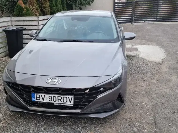 Hyundai Elantra VII 1.6 l 123 CP CVT Highway
