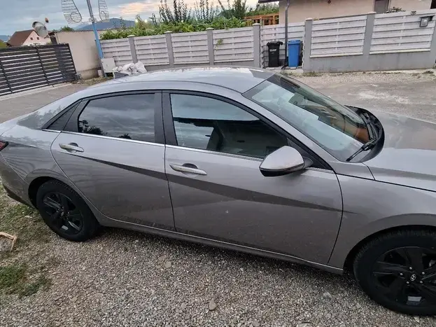 Hyundai Elantra VII 1.6 l 123 CP CVT Highway