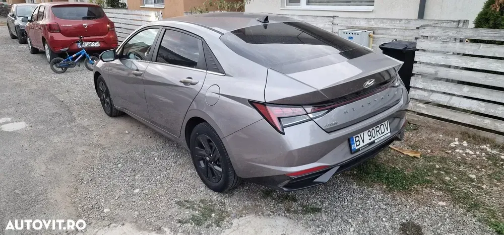 Hyundai Elantra VII 1.6 l 123 CP CVT Highway — imagine 5