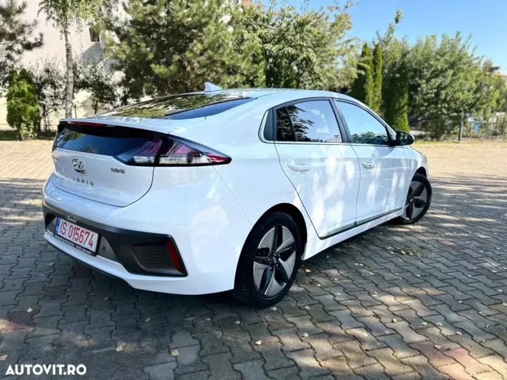 Hyundai IONIQ 1.6 GDI Style