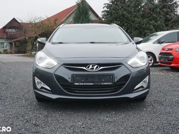 Hyundai i40 i40cw 1.7 CRDi Automatik Fifa World Cup Edition Gold