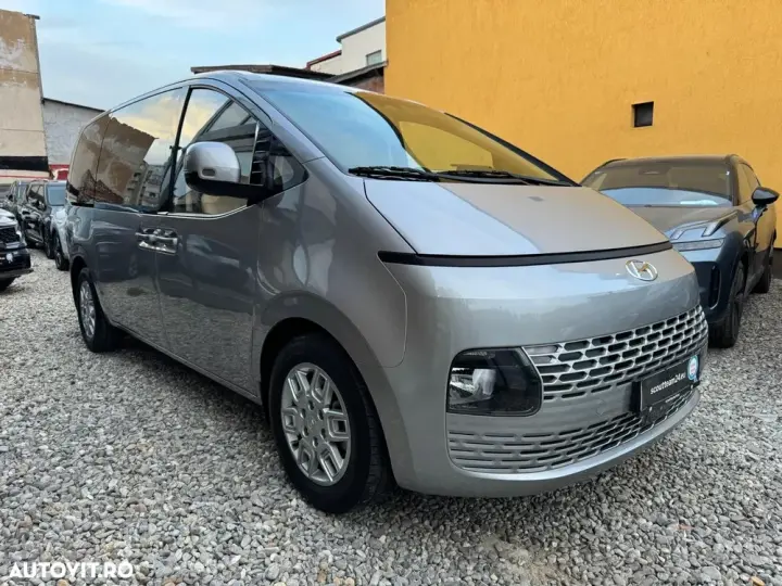 Hyundai Staria 2.2 CRDi Allrad Trend