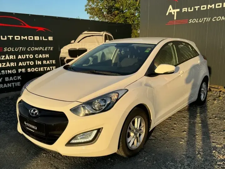 Hyundai i30 II 1.4 White Edition
