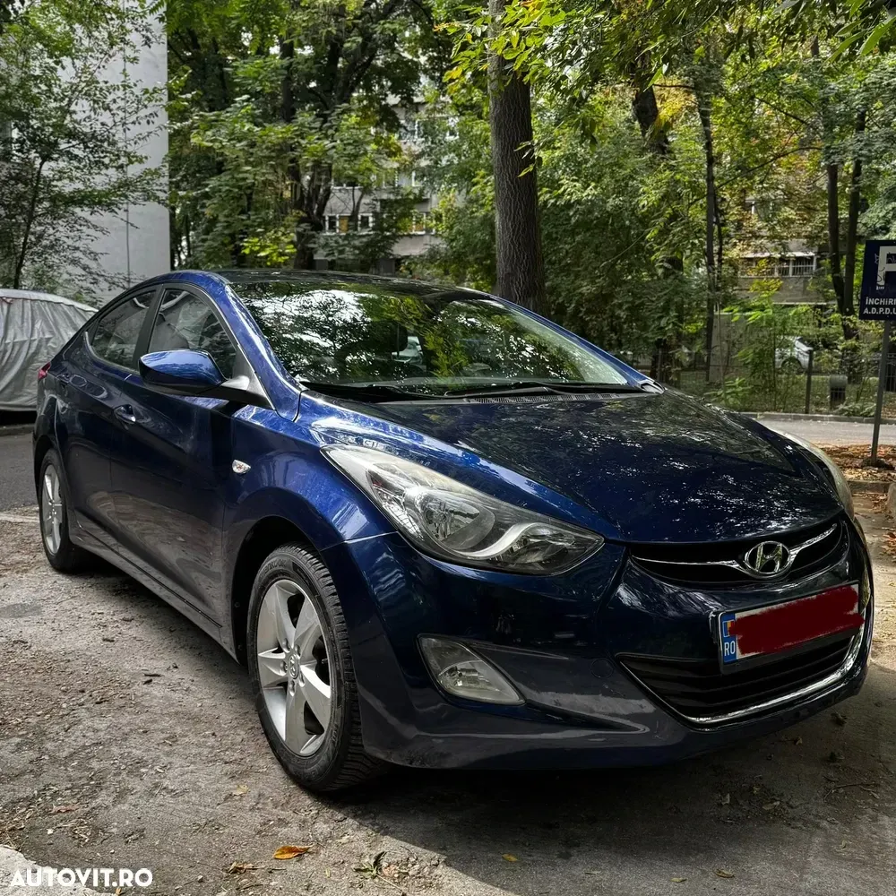 Hyundai Elantra V — imagine 3
