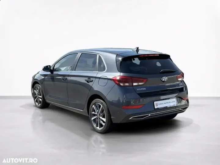 Hyundai i30 III 1.5 160CP MHEV 48V M/T Highway