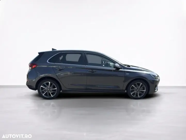 Hyundai i30 III 1.5 160CP MHEV 48V M/T Highway