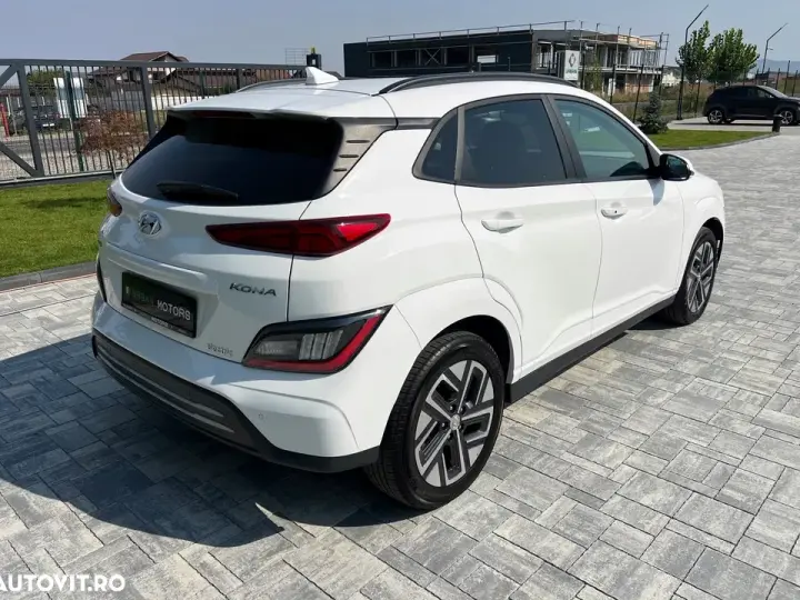 Hyundai Kona Premium