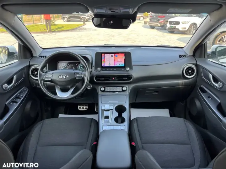 Hyundai Kona Premium