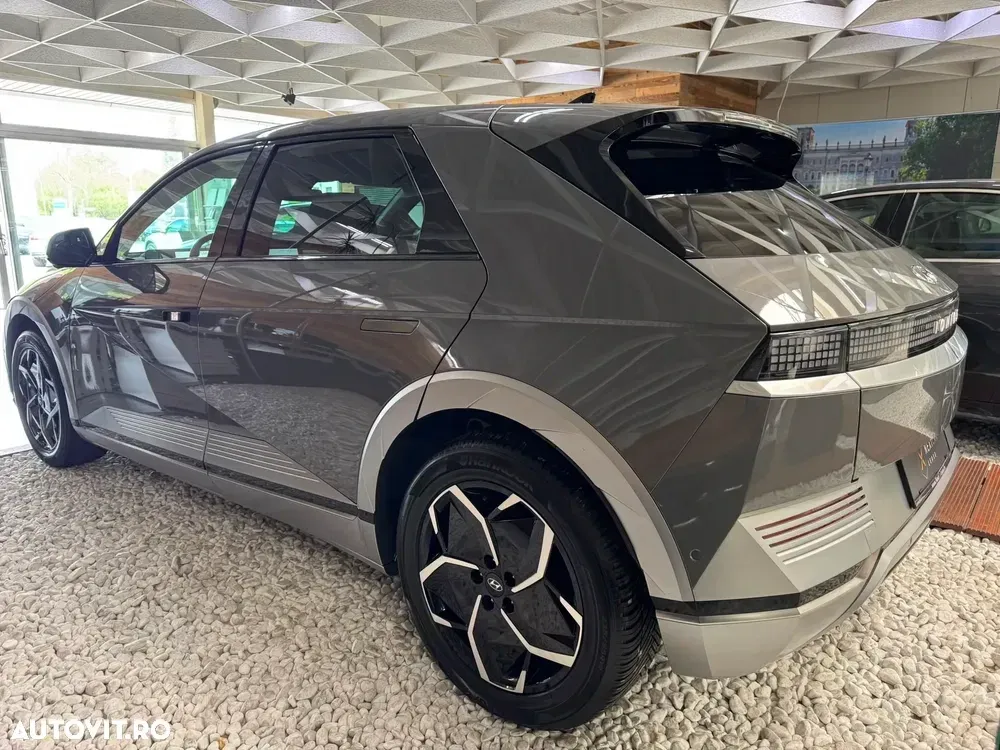 Hyundai Ioniq 5 77,4 kWh 4WD Uniq — imagine 6