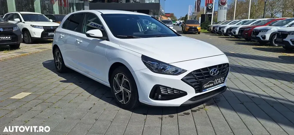 Hyundai i30 1.5 110CP 5DR M/T Highway — imagine 3