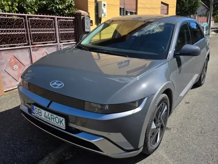 Hyundai IONIQ 84 kWh 229 CP 2WD BEV Premium