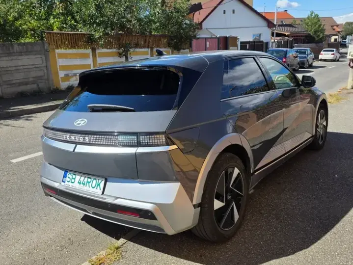 Hyundai IONIQ 84 kWh 229 CP 2WD BEV Premium