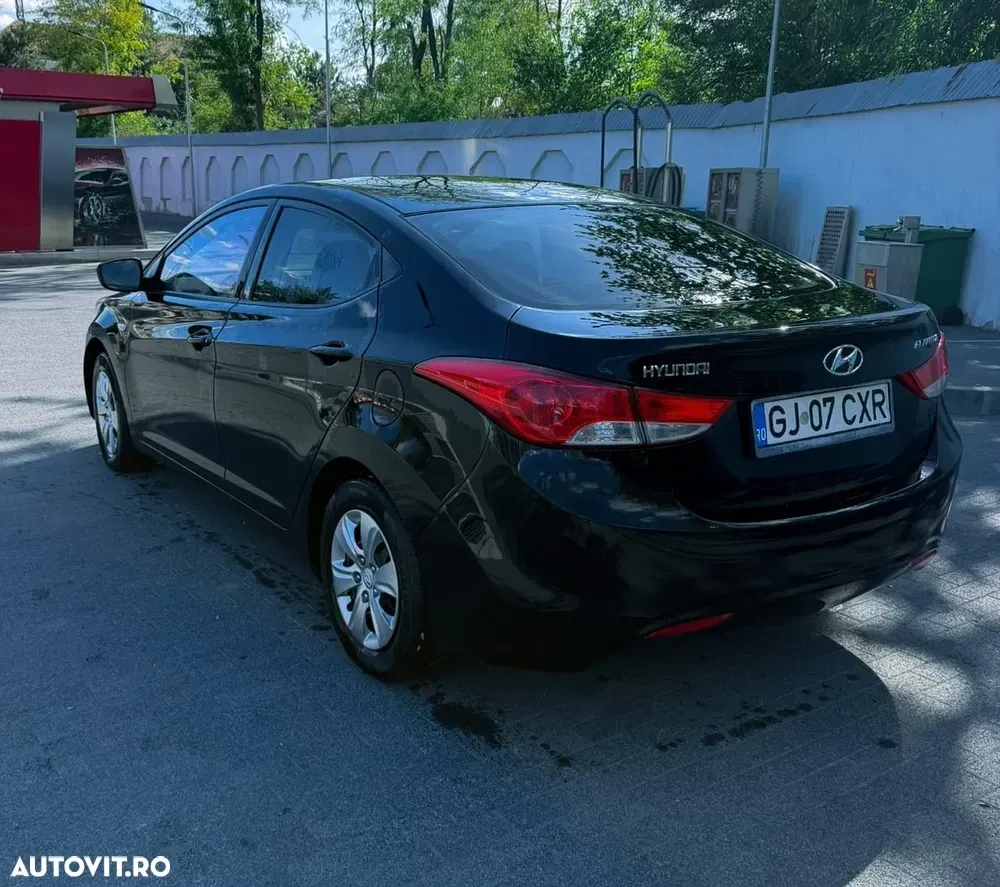 Hyundai Elantra V 1.6 MPi — imagine 4