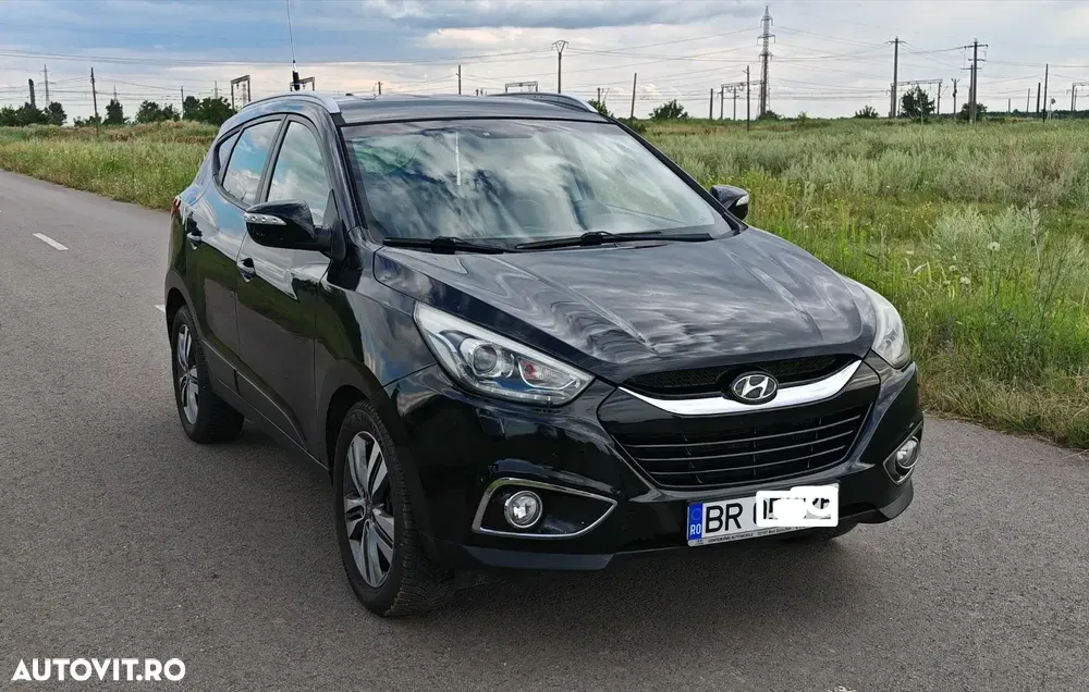 Hyundai ix35 2.0 CRDI 4WD Automatik Premium — imagine 2