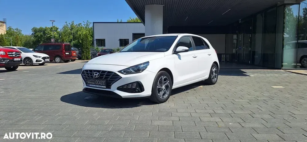 Hyundai i30 1.5 110CP M/T Highway — imagine 3
