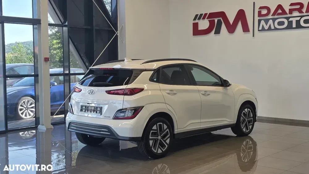 Hyundai Kona Select — imagine 4
