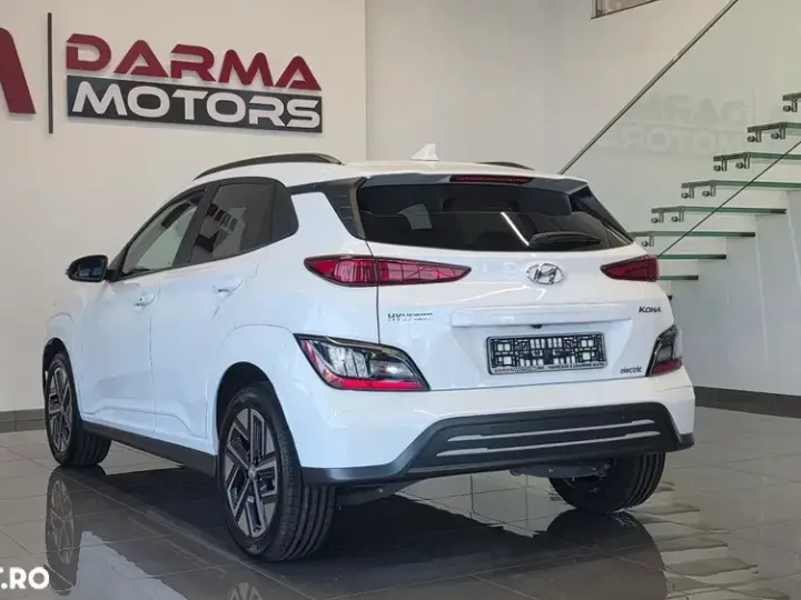 Hyundai Kona Select