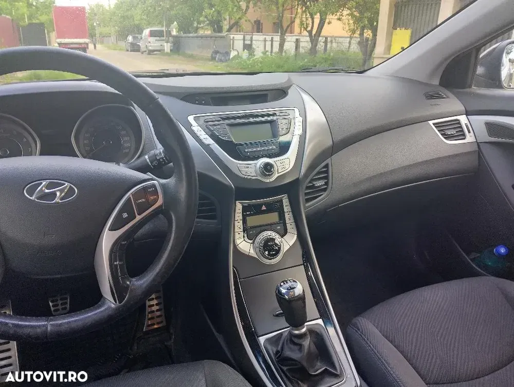 Hyundai Elantra V 1.6 MPi Highway+ — imagine 5
