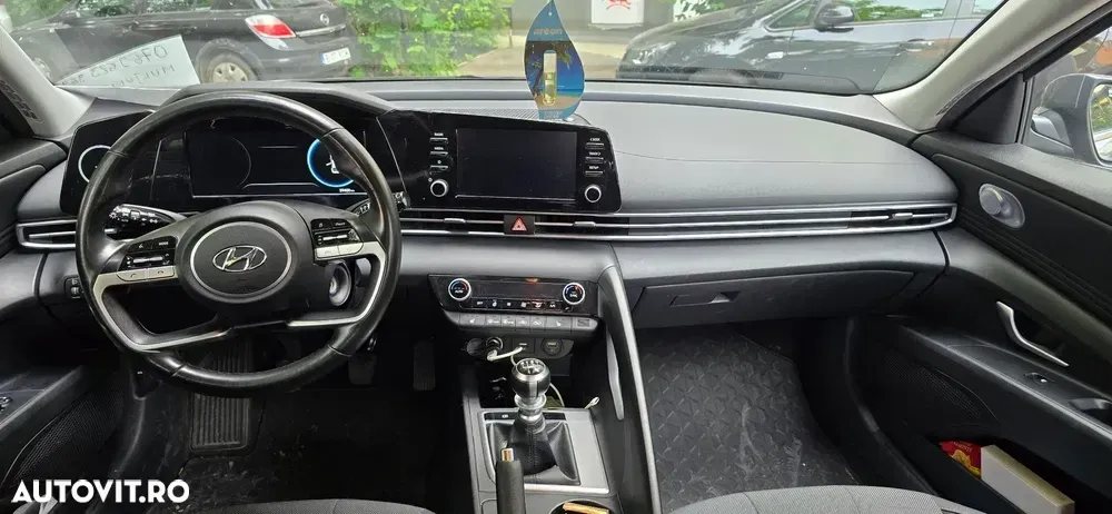 Hyundai Elantra VII 1.6 l 123 CP 6MT Exclusive — imagine 2