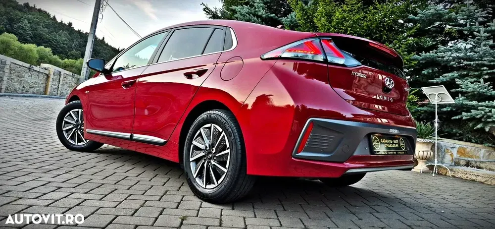 Hyundai IONIQ Business — imagine 3