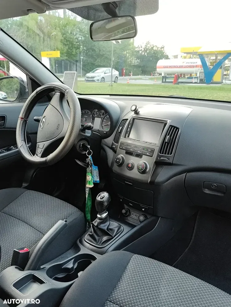 Hyundai i30 I 1.4 DOHC GL Classic — imagine 5