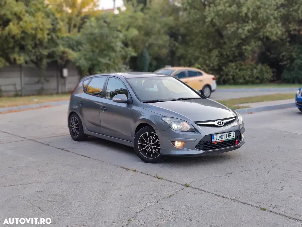 Hyundai i30 I 1.4 DOHC GL Classic — imagine 2