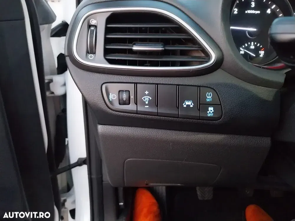 Hyundai i30 — imagine 4