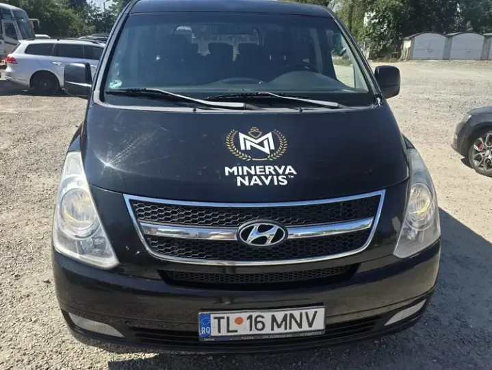 Hyundai H-1