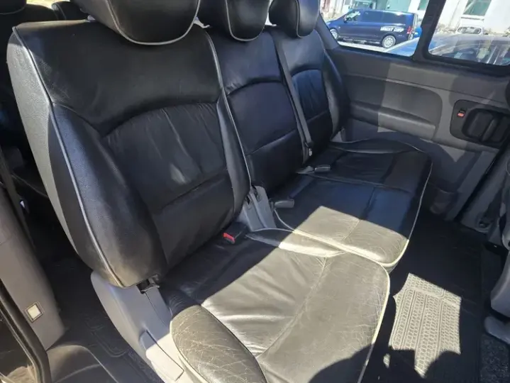 Hyundai H-1